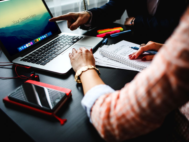 MacBook Pro PSD Mockups